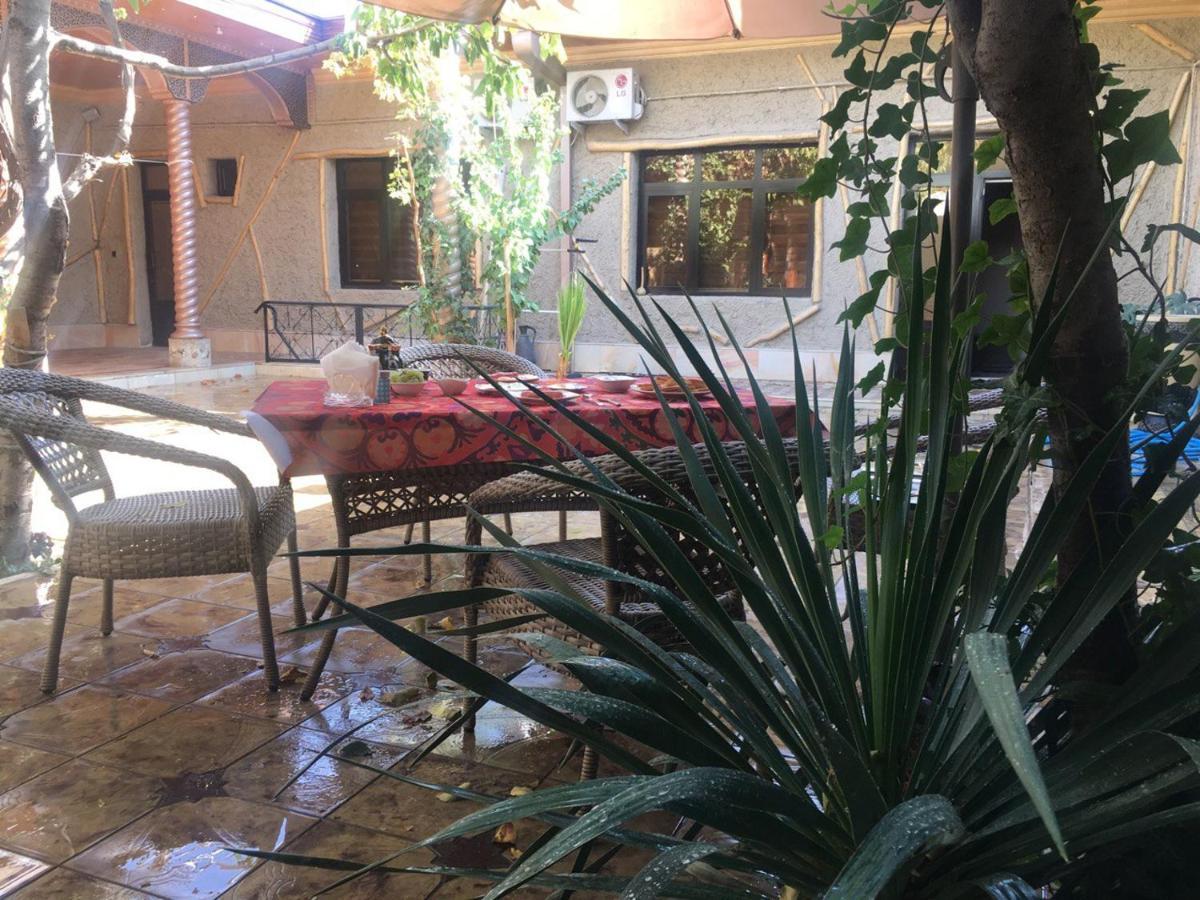 S E A S O N Guest House Samarkand Exterior foto